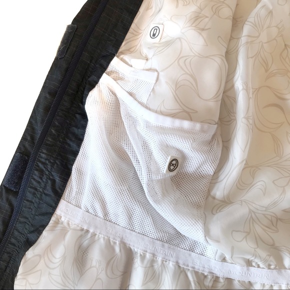 Black Mountain medium hybrid jacket - Picture 11 of 12
